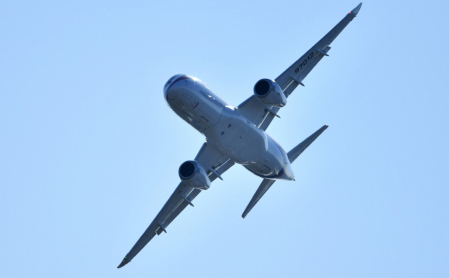 «Ведомости» узнали о сложностях с передачей SSJ100 «Аэрофлоту» :: Бизнес :: РБК